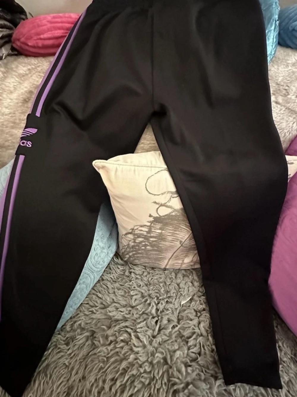 RARE adidas Women SST Originals Track Pants Black w/Purple stripes L/18 DV0131 - Picture 6 of 9